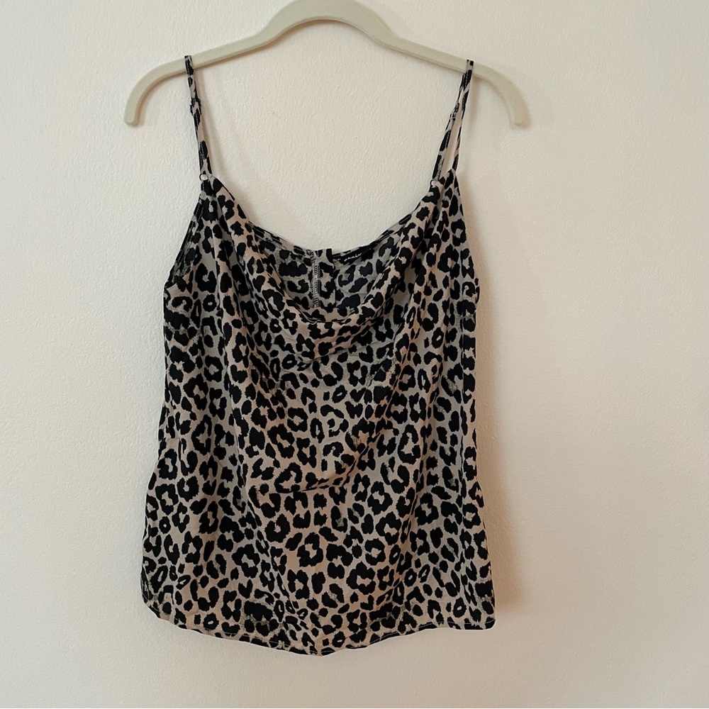 Akaiv leopard print cowl neck tank top medium